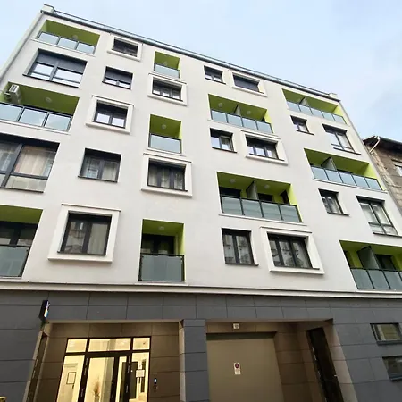 Sunlit Heaven 2-Bdr Apartments Budapest Exterior photo